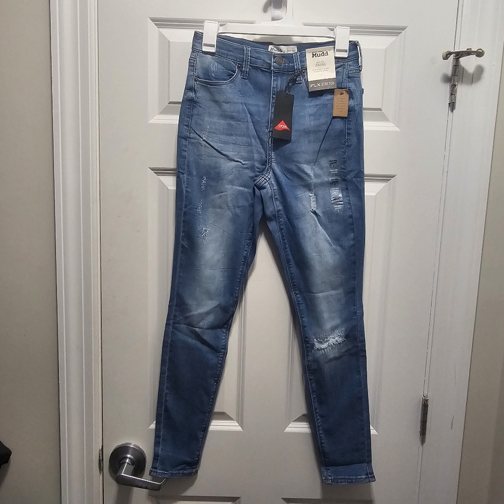 NWT Juniors' Mudd Stretch High Rise Jeggings Size: 7